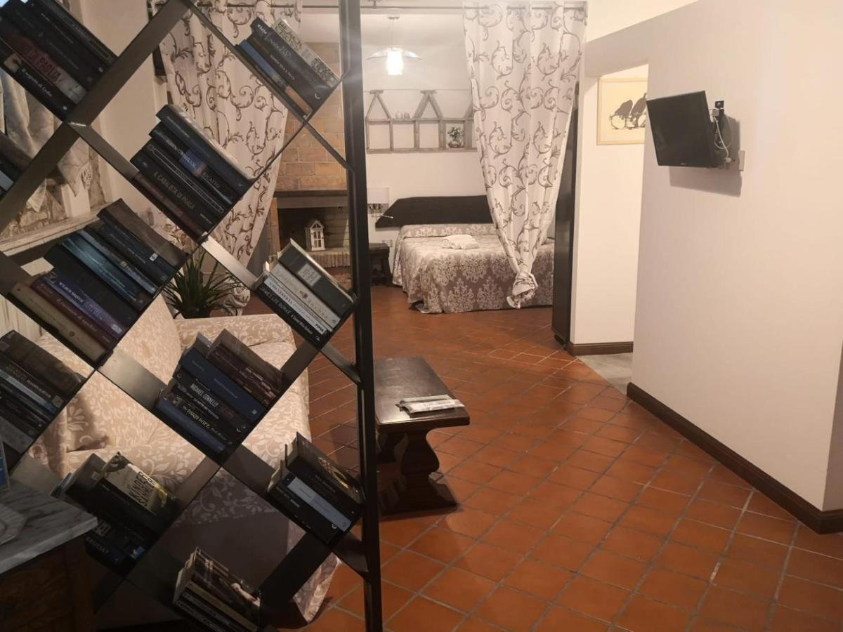 카스틸리오네델라고 Il Torrione B&B 외부 사진