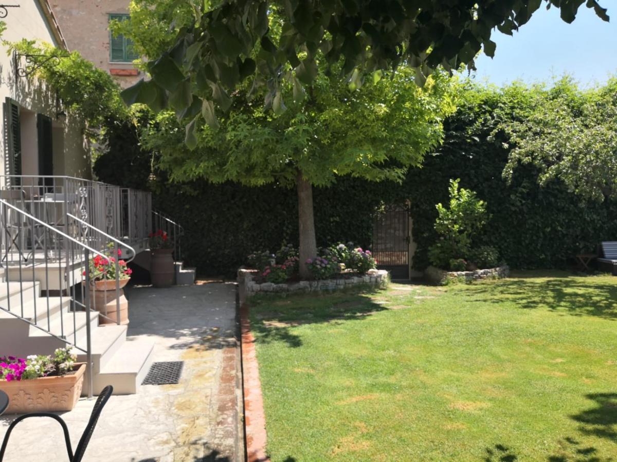 카스틸리오네델라고 Il Torrione B&B 외부 사진