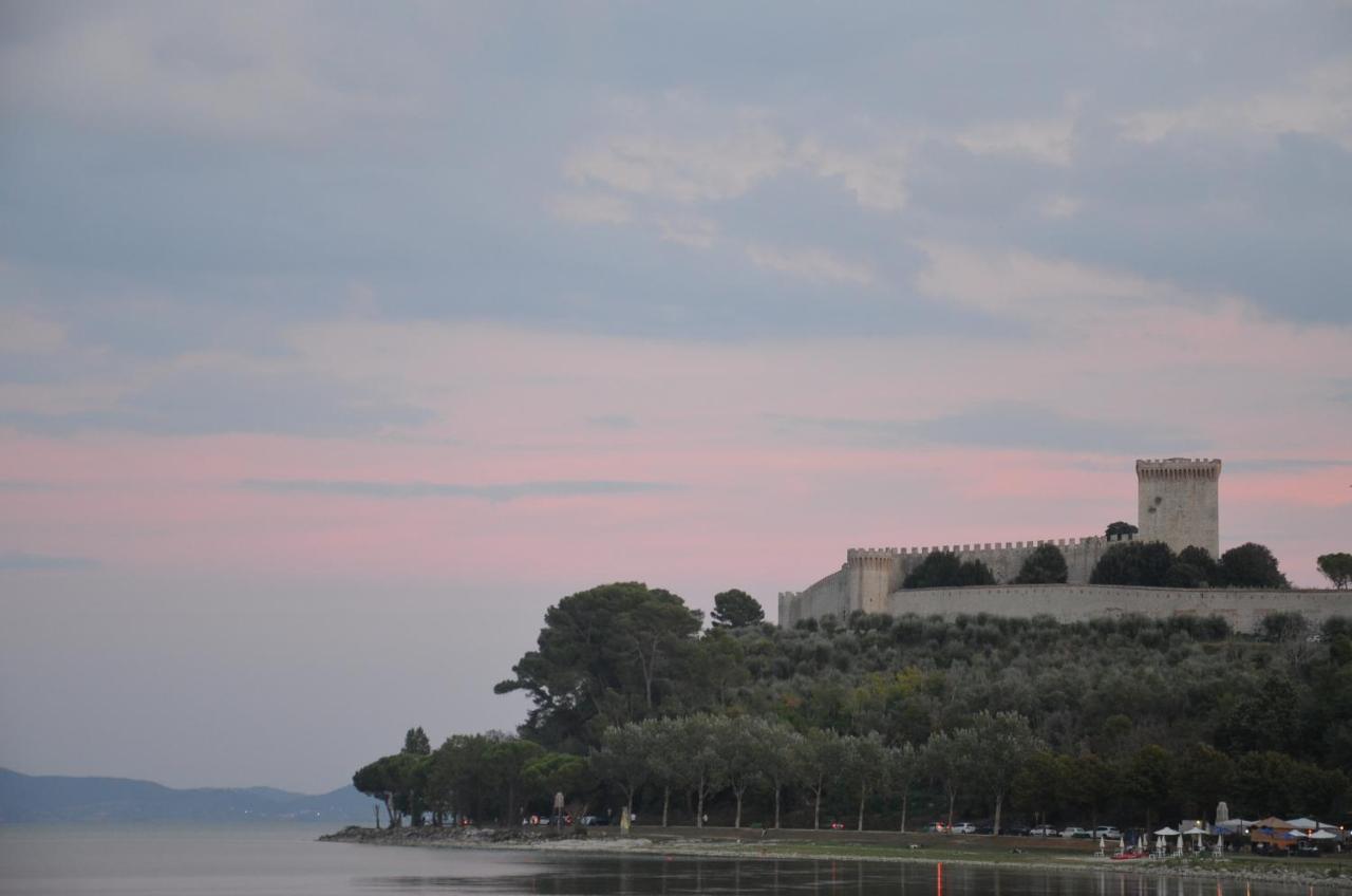 카스틸리오네델라고 Il Torrione B&B 외부 사진